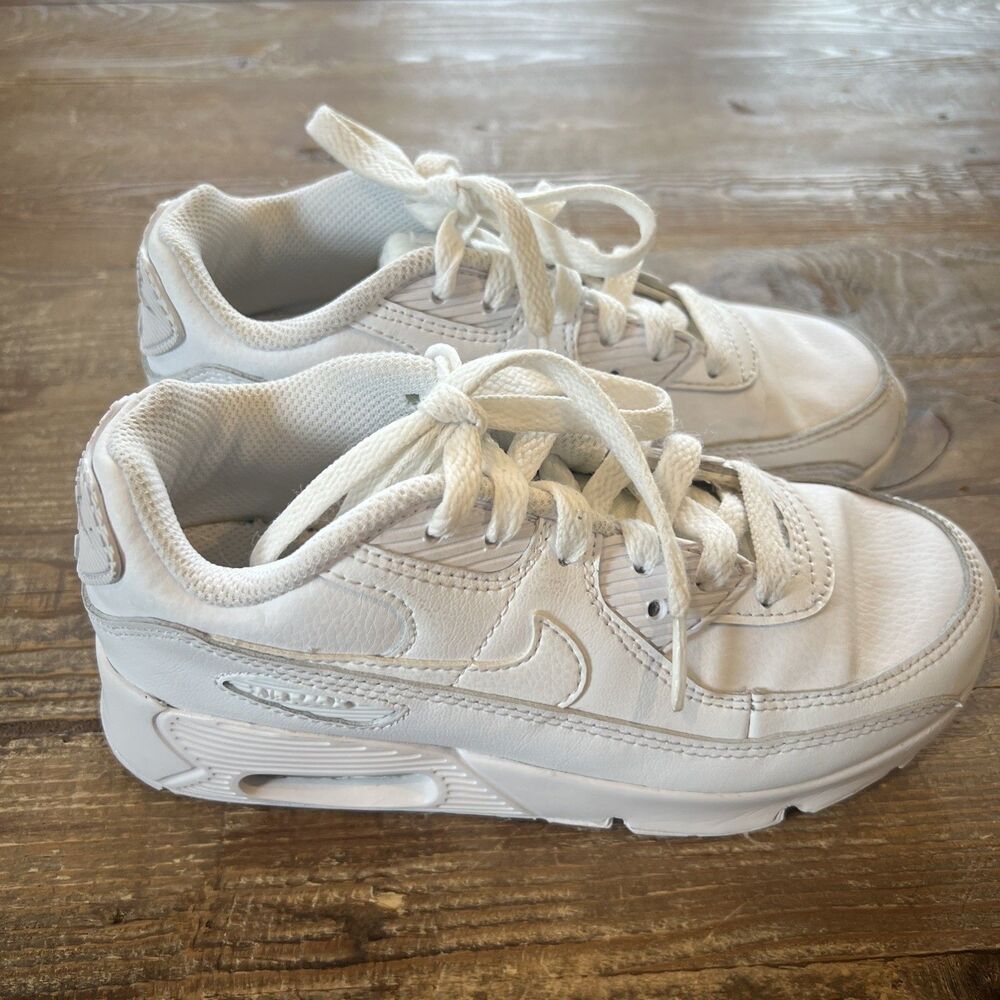 Nike Air Max 90 LTR Kids White Leather Sneakers CD6867-100 Size 1.5Y Youth
